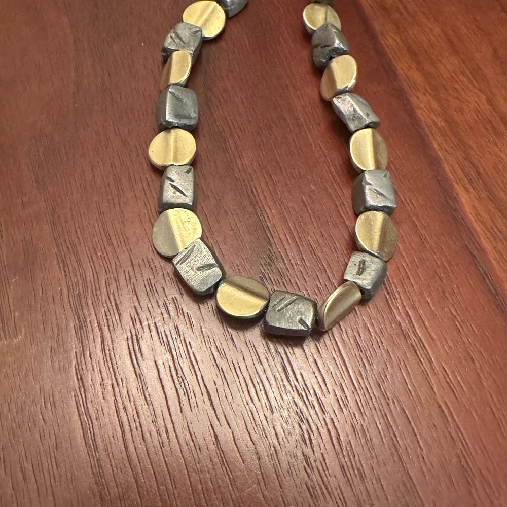 Gold & Silver Tone Necklacece - Picture 2 of 4